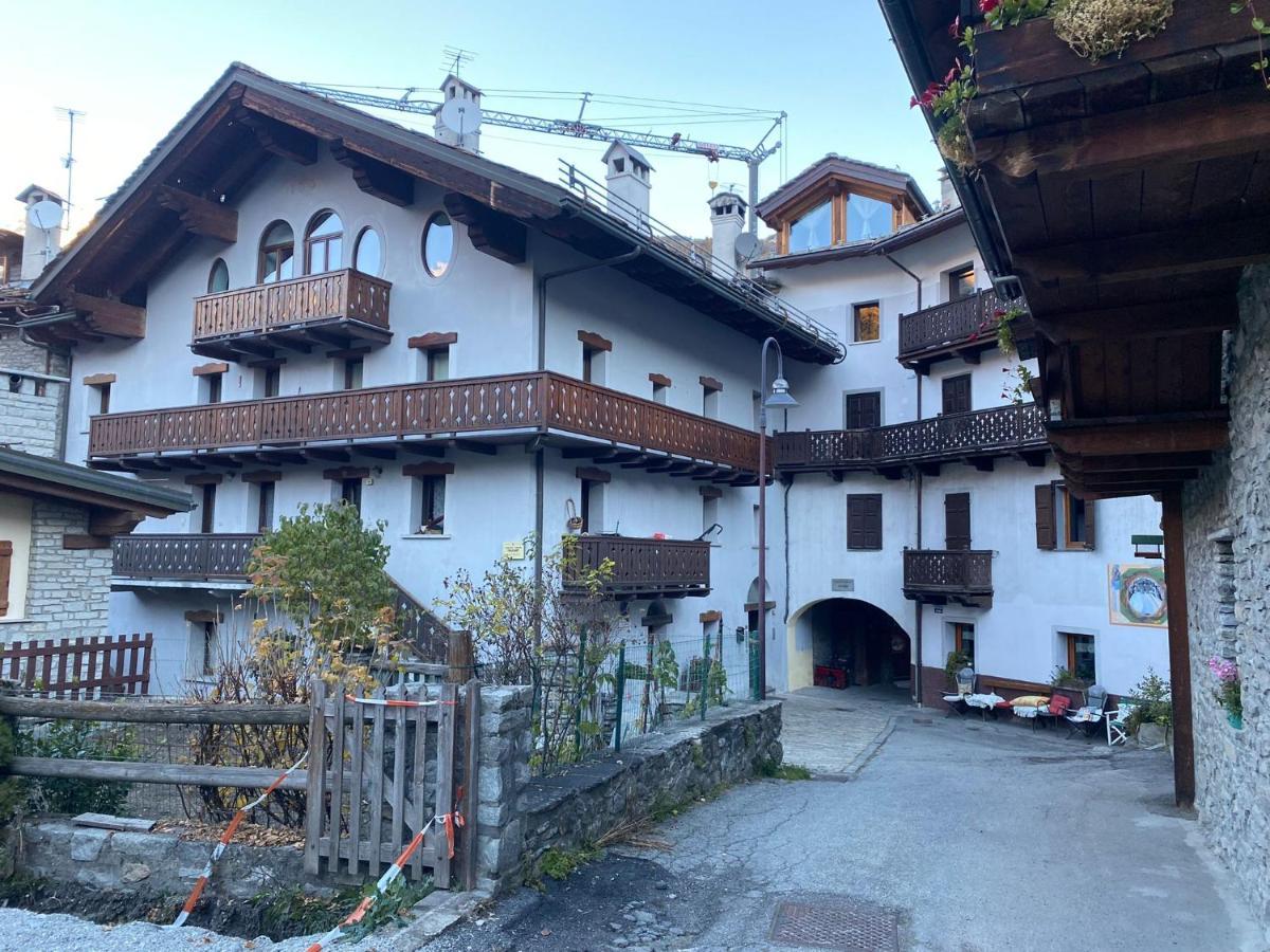 Caratteristico Quadrilocale In Zona Centrale Courmayeur